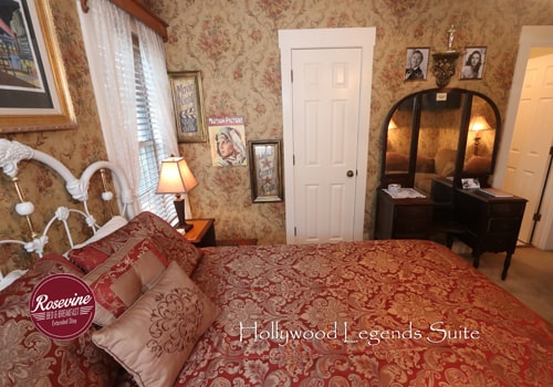 Hollywood Legends room with bed and desk with mirror